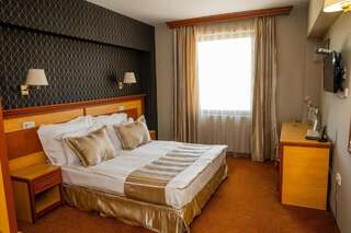 Отель Spa Hotel Ezeretz Blagoevgrad Благоевград Двухместный номер с 1 кроватью, пакет спа-процедур-2