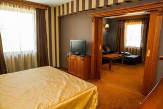 Отель Spa Hotel Ezeretz Blagoevgrad Благоевград Люкс с 1 спальней-4